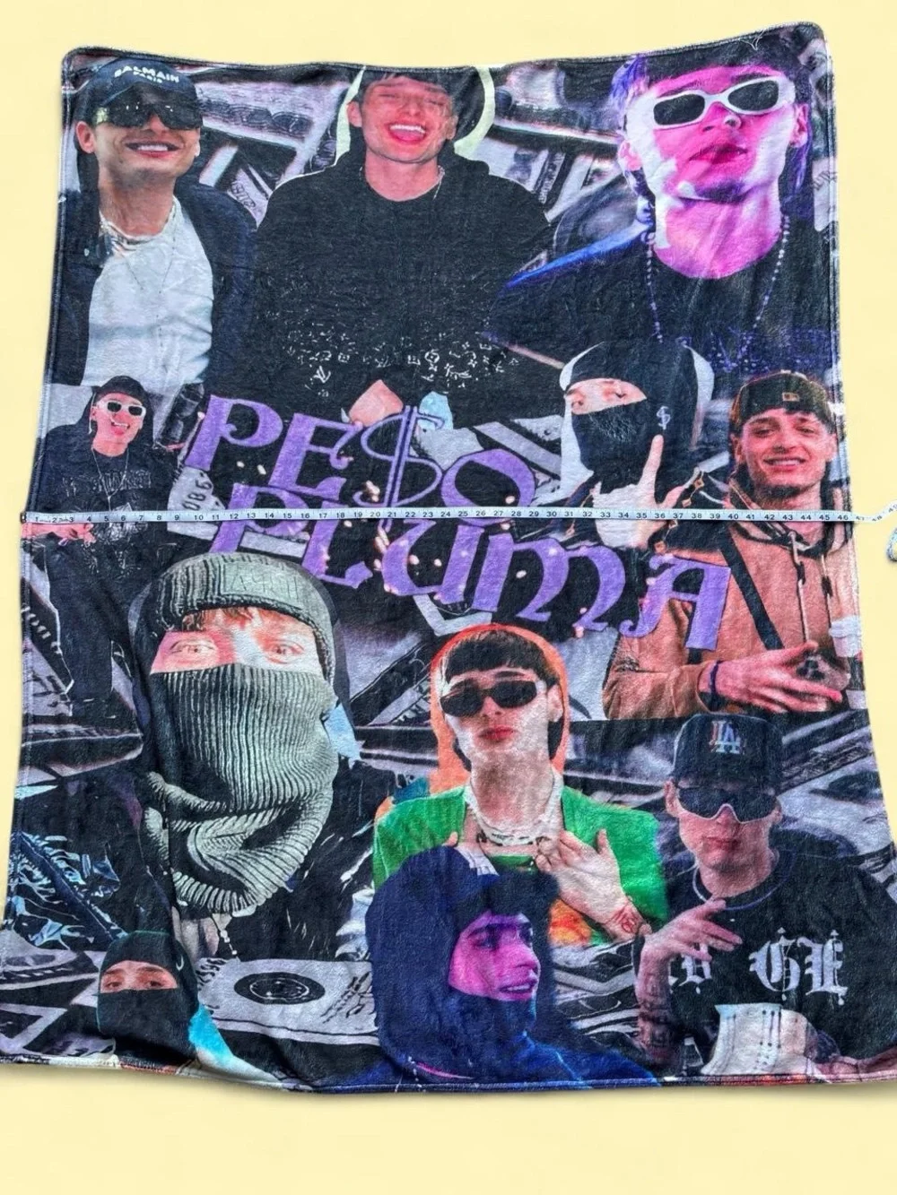 ✨ Peso Pluma blanket✨